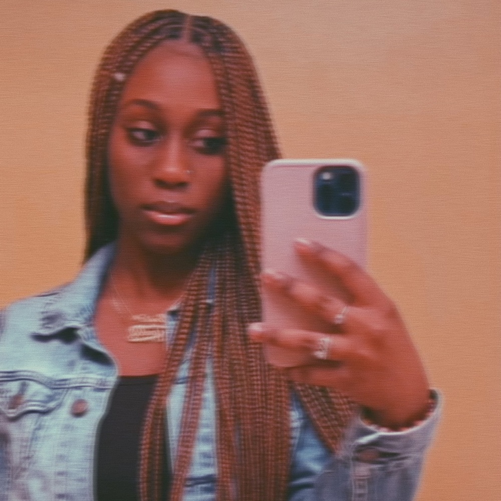 Meet your Posher, Joelle